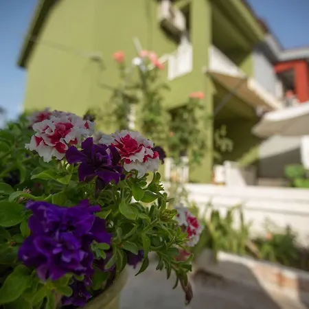 펜션 Marietta's Townhouse *